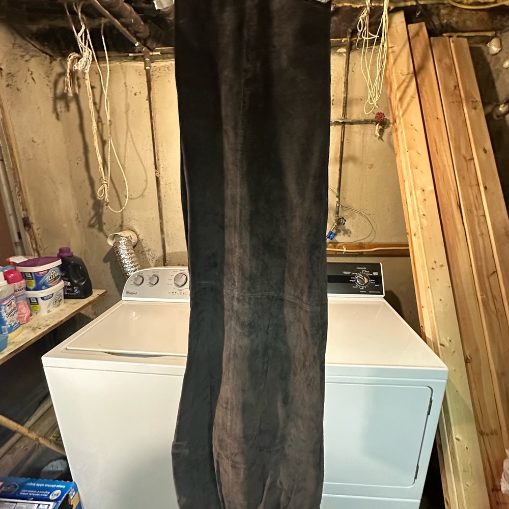 Avenue Chocolate Brown Suede Skirt